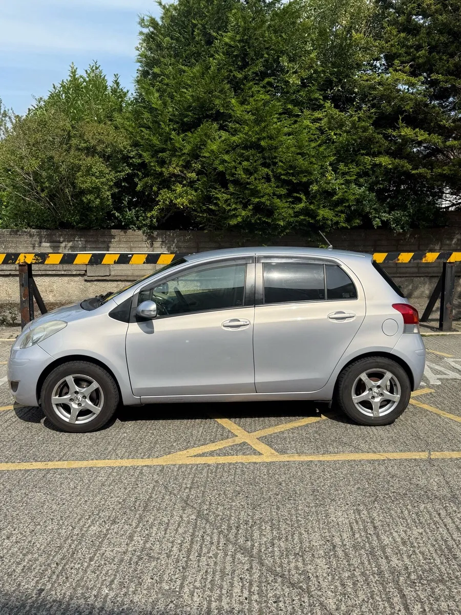 Toyota vitz 2010-1.3 petrol Automatic-NCT&TAX2026 - Image 3