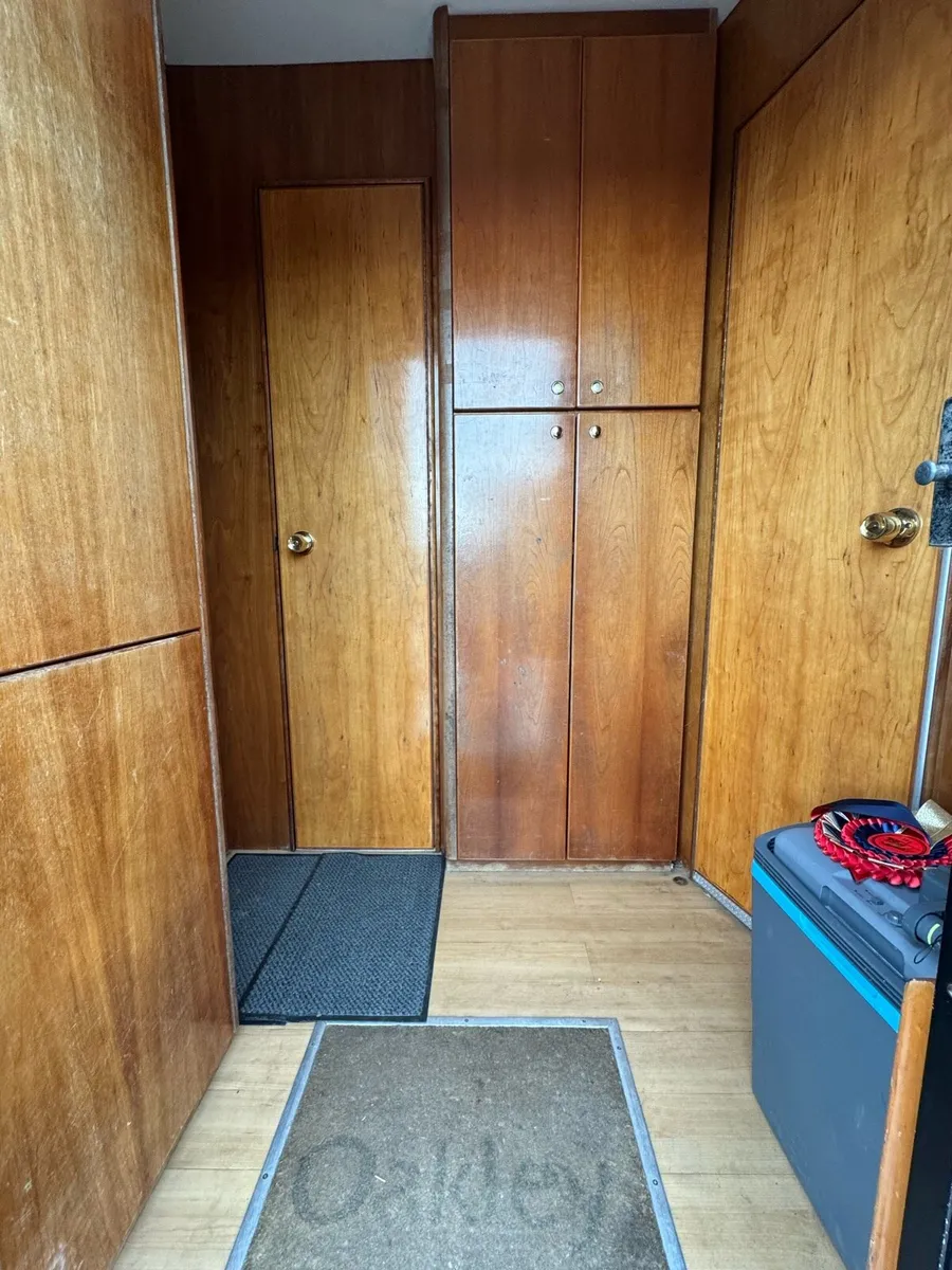 Oakley Horse Lorry for Sale. - Image 4