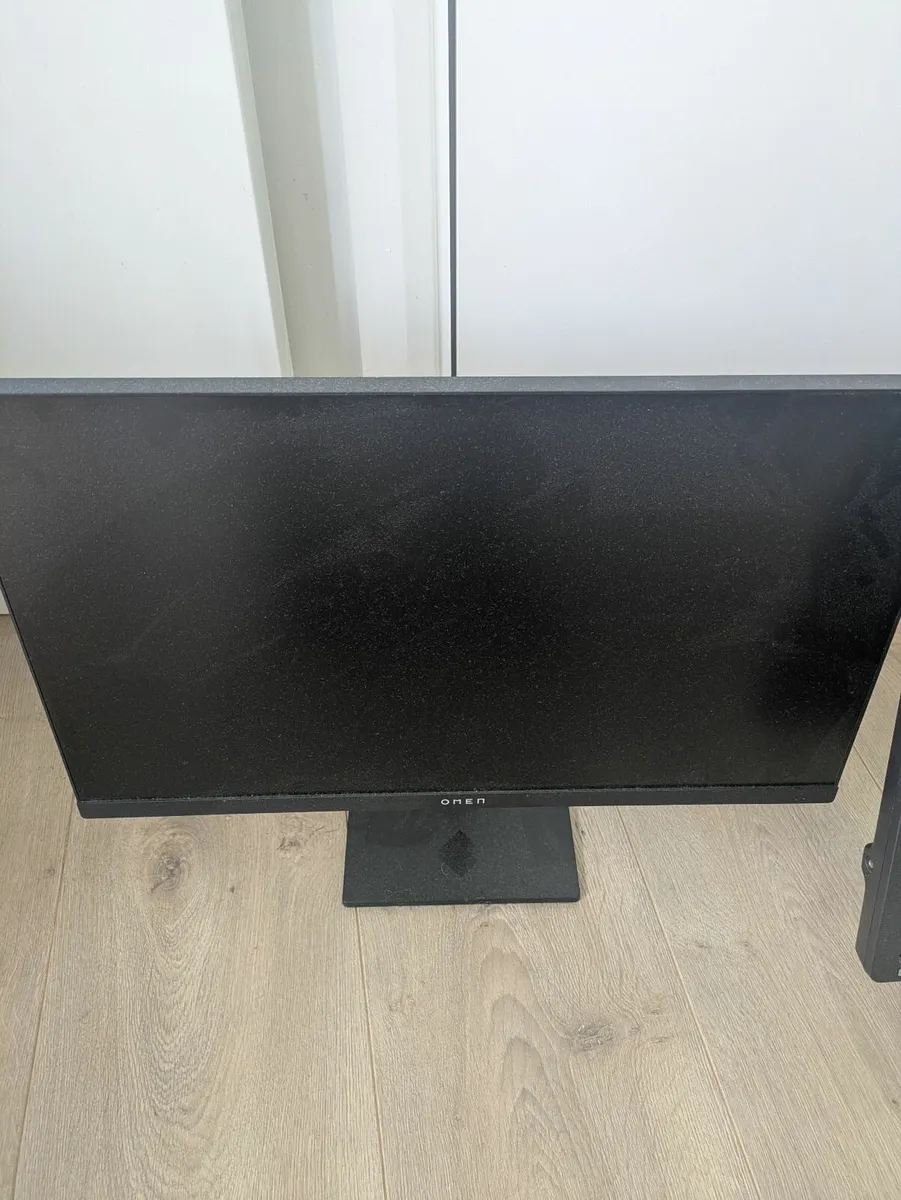 2 Gaming Monitors - Image 2