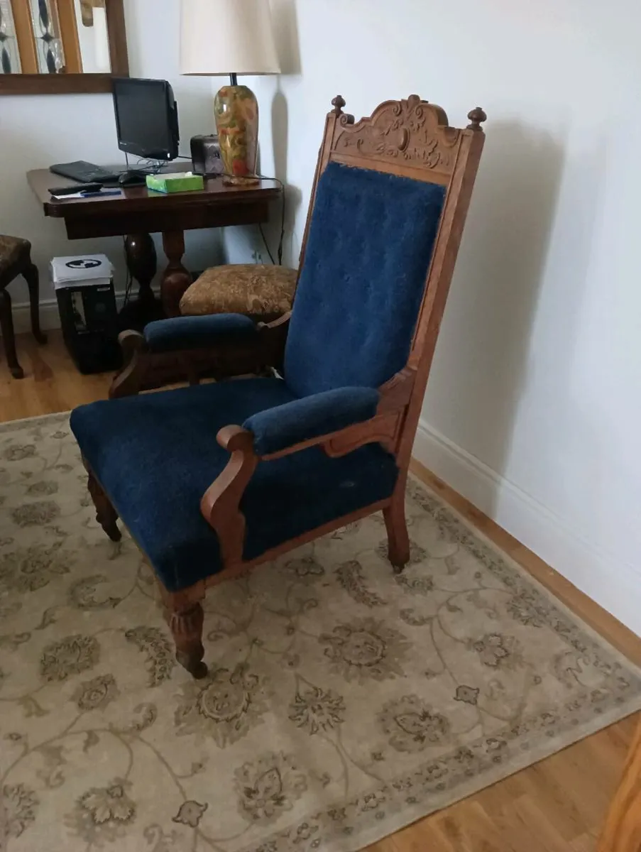 2 beautiful antique chairs.need covered - Image 2