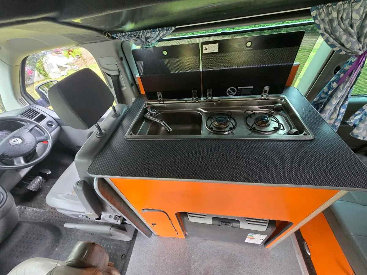 Campervan - Image 4