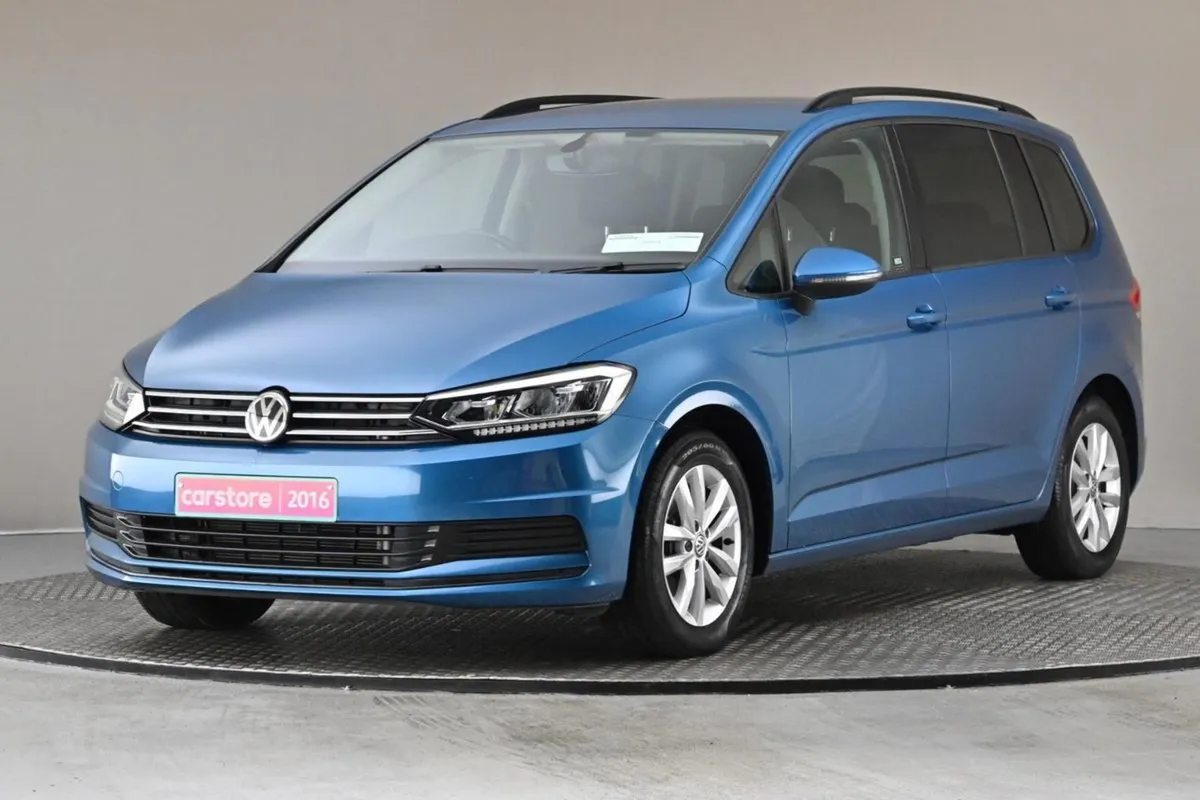 Volkswagen Touran 1.4 TSI DSG Trendline reverse C - Image 3