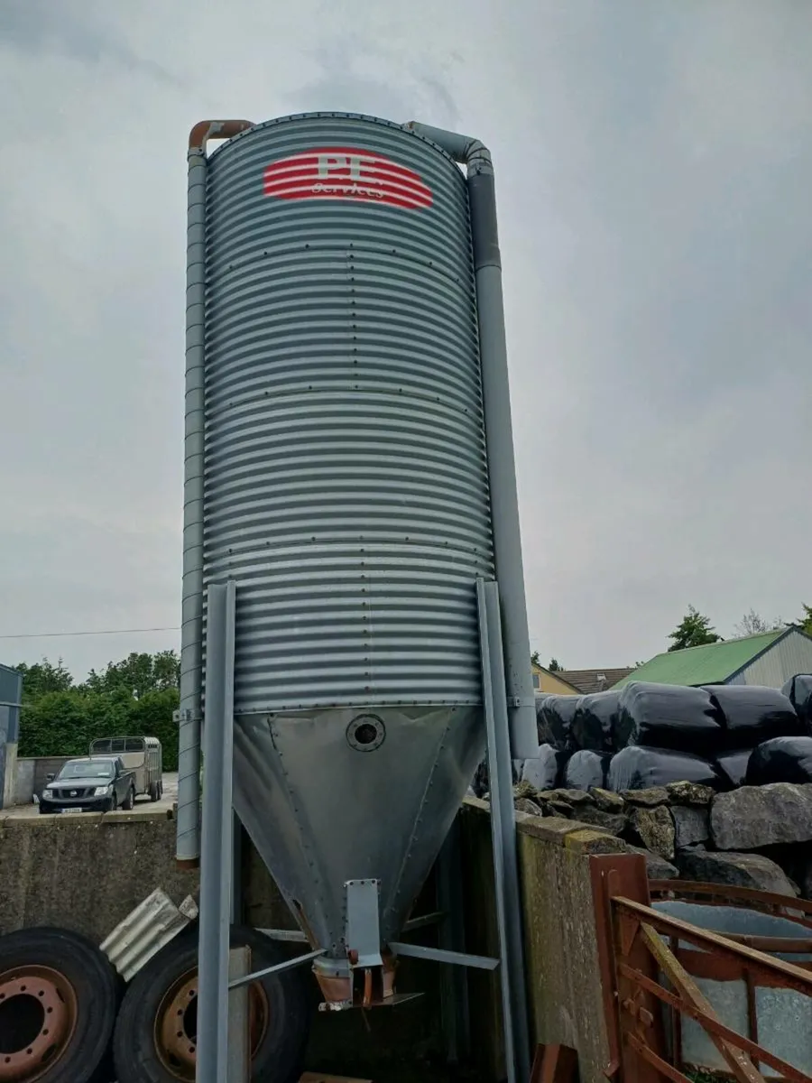 Meal bin - Image 1