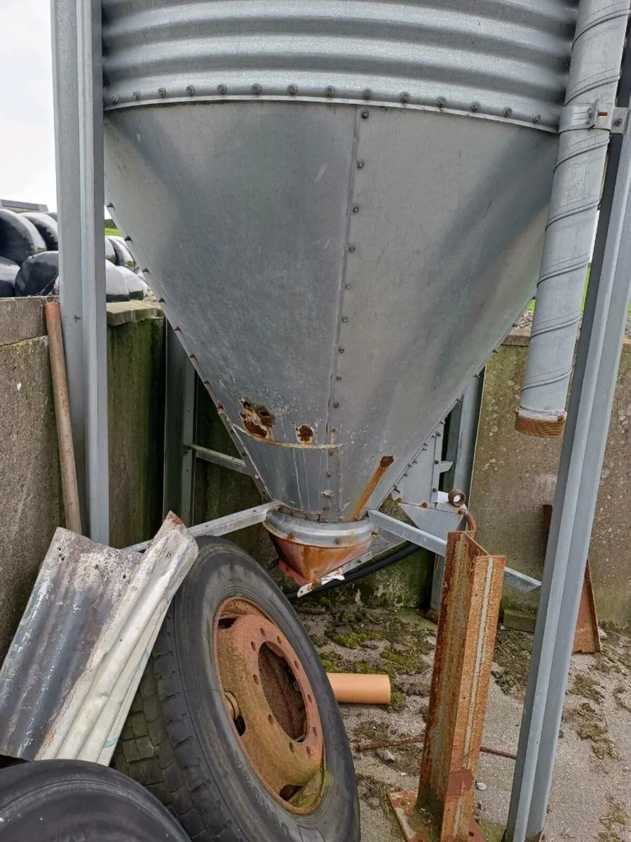 Meal bin - Image 2
