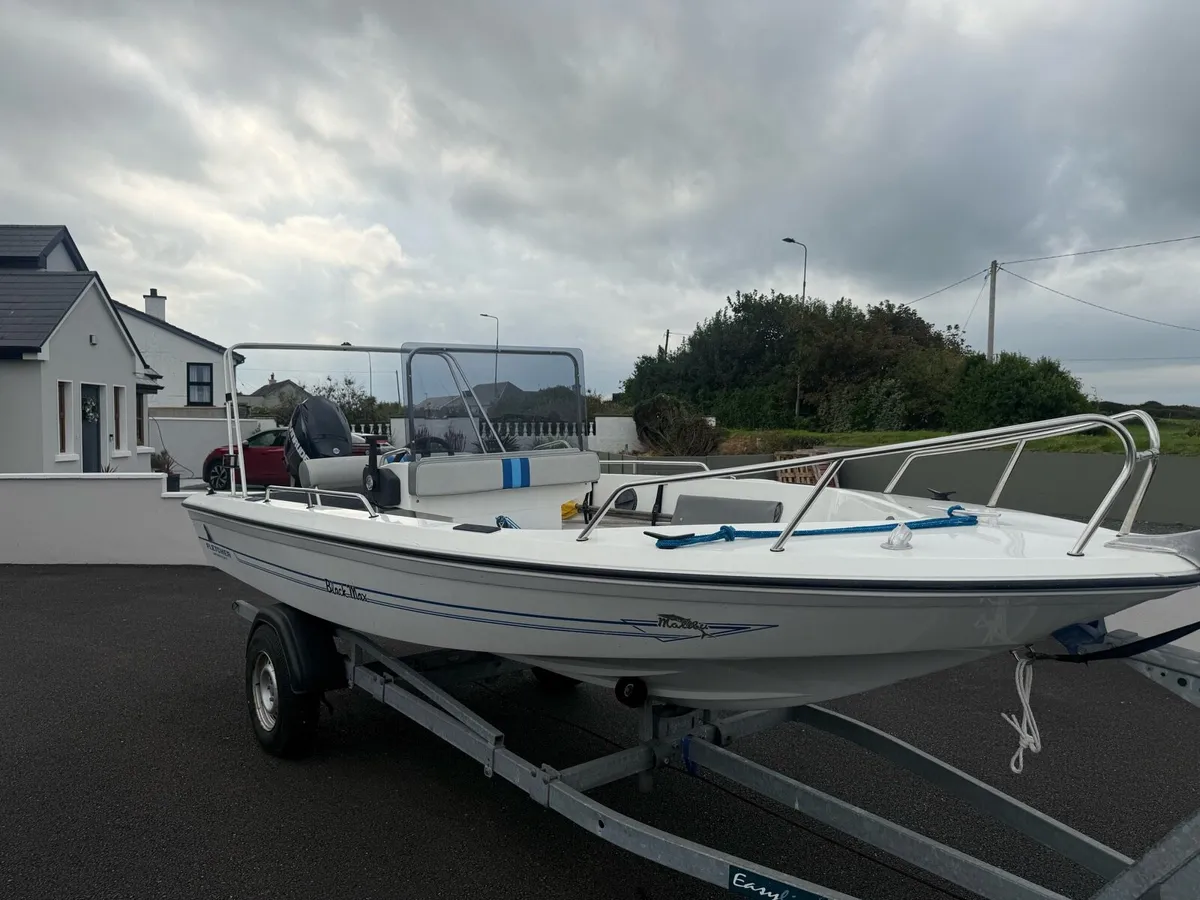 Boat fletcher black max Malibu - Image 1