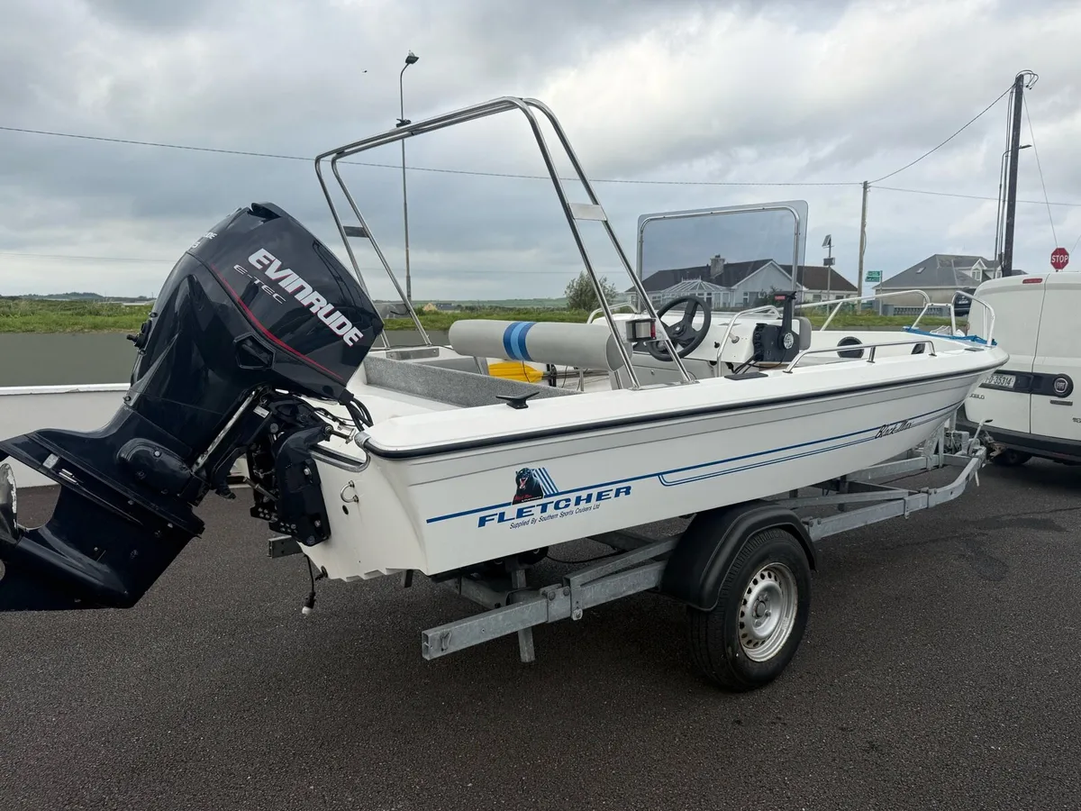 Boat fletcher black max Malibu - Image 2