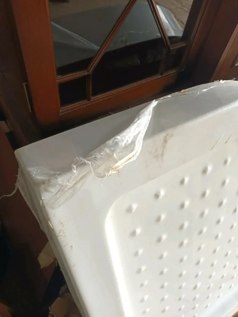 Shower Tray - Image 2