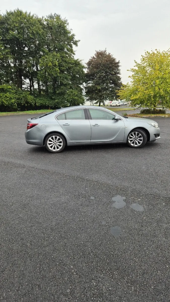 Vauxhall Insignia 2015 - Image 1