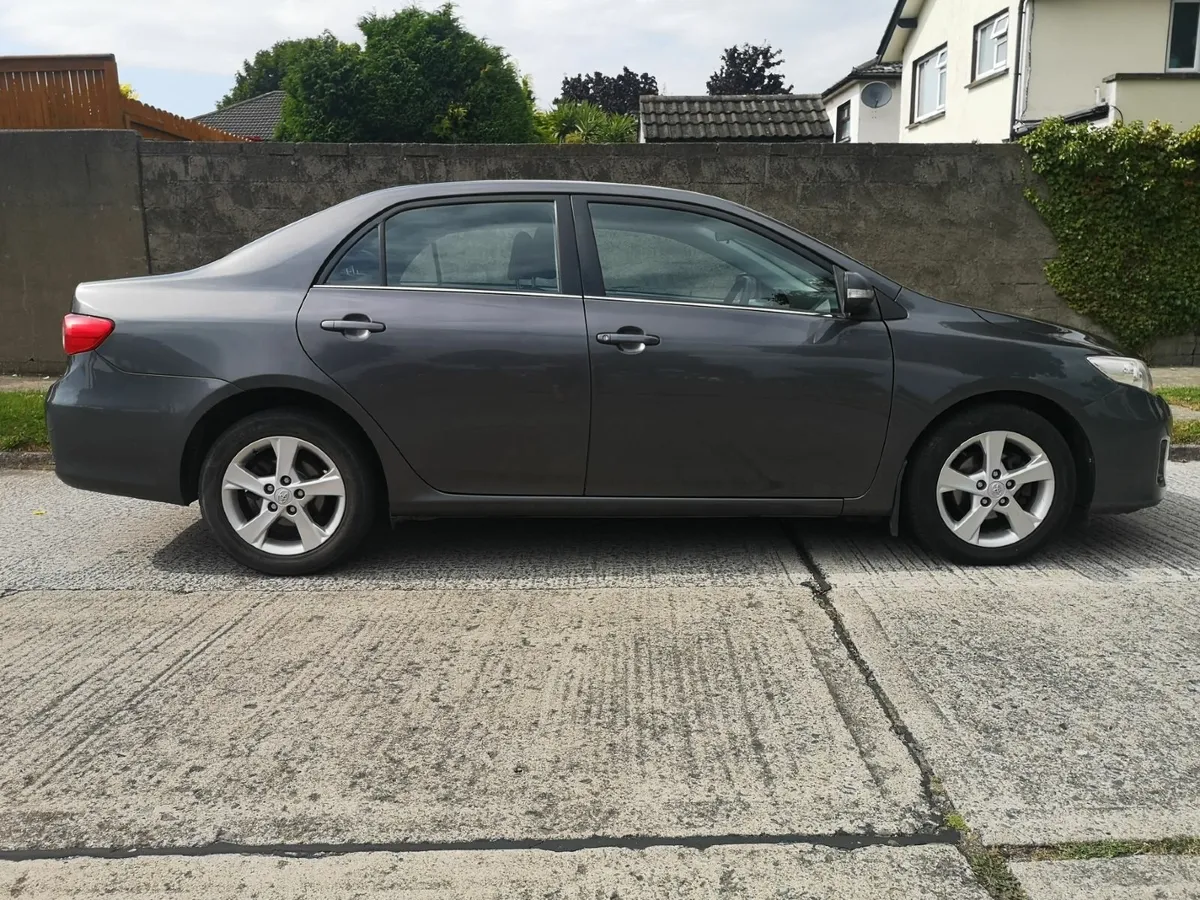 Toyota Corolla 2013 - Image 1