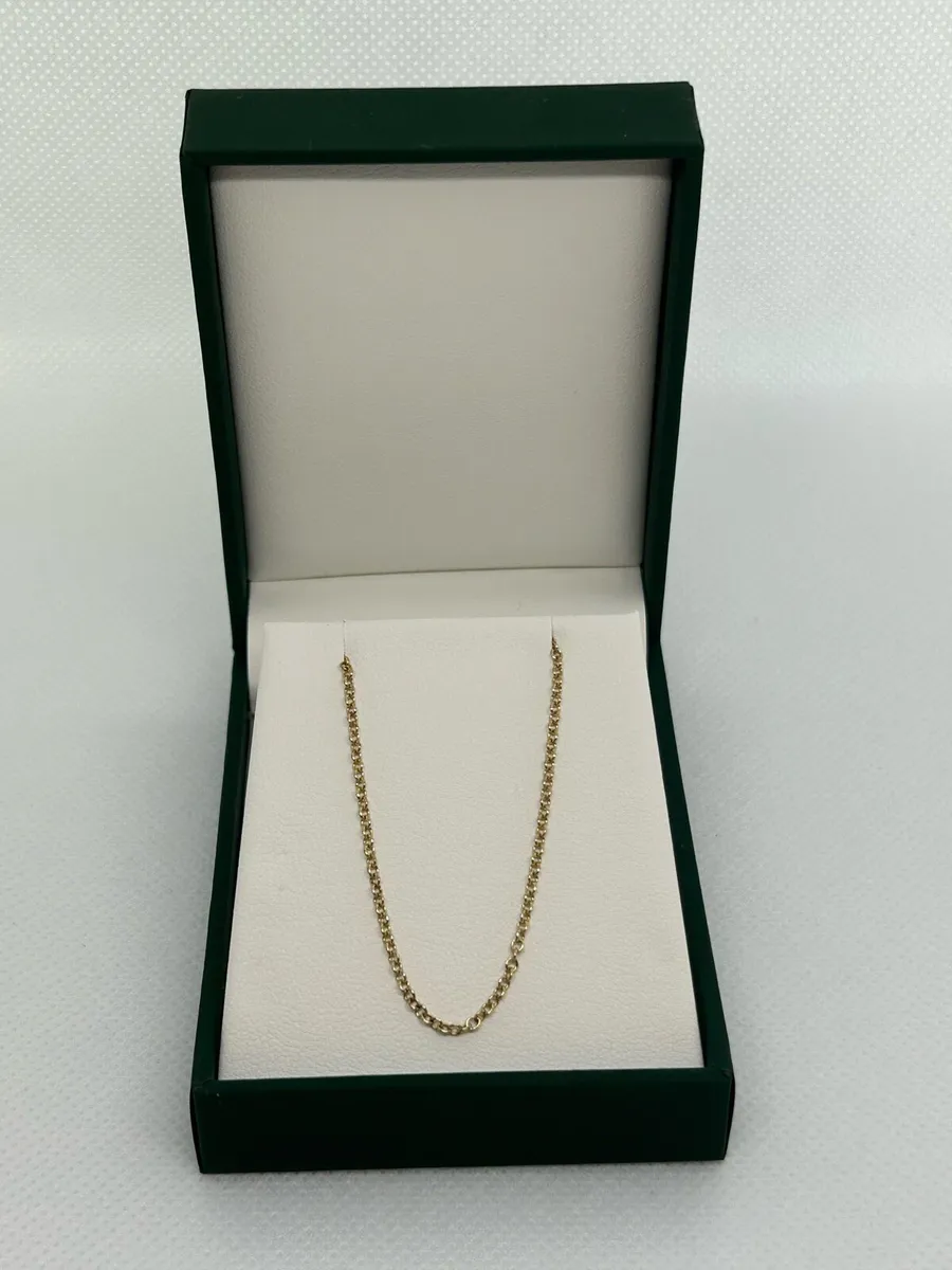 9ct gold 16/18 inch chain - Image 1
