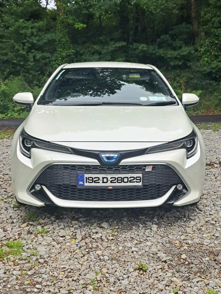 Toyota Corolla Hybrid Sport - Image 3