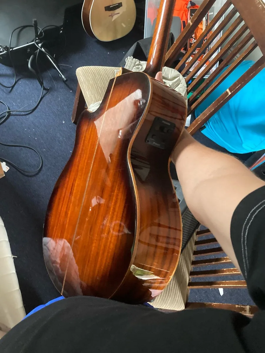 Tangle wood electro acoustic - Image 3