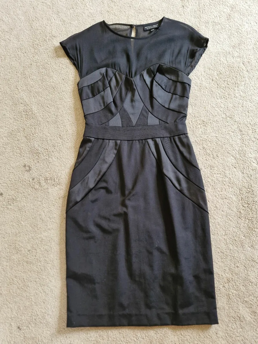 Size 8 Black occasion dress - Image 1