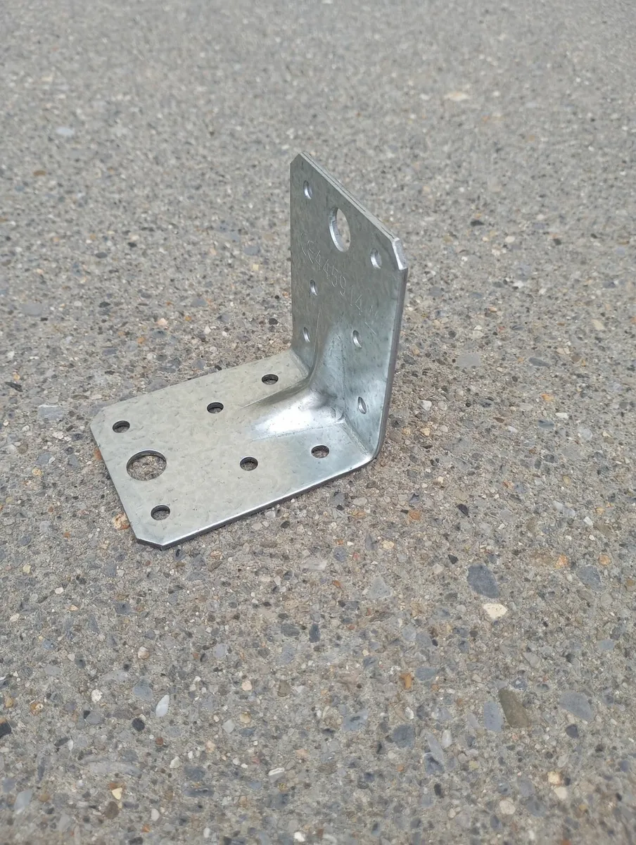 Metal Angle Brackets - Image 4