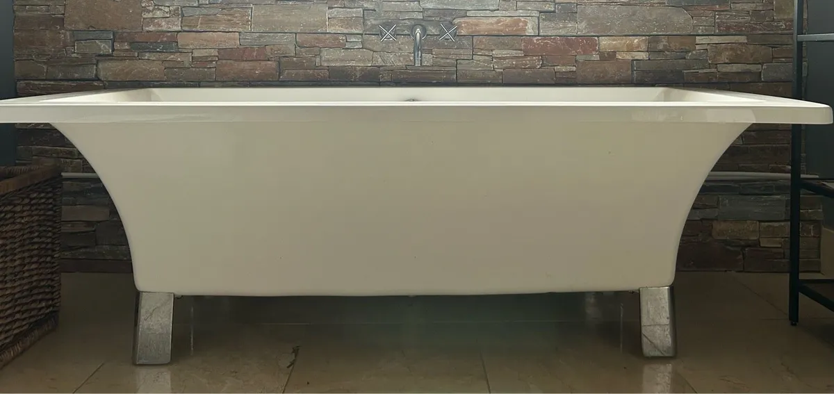 Bath - Image 2