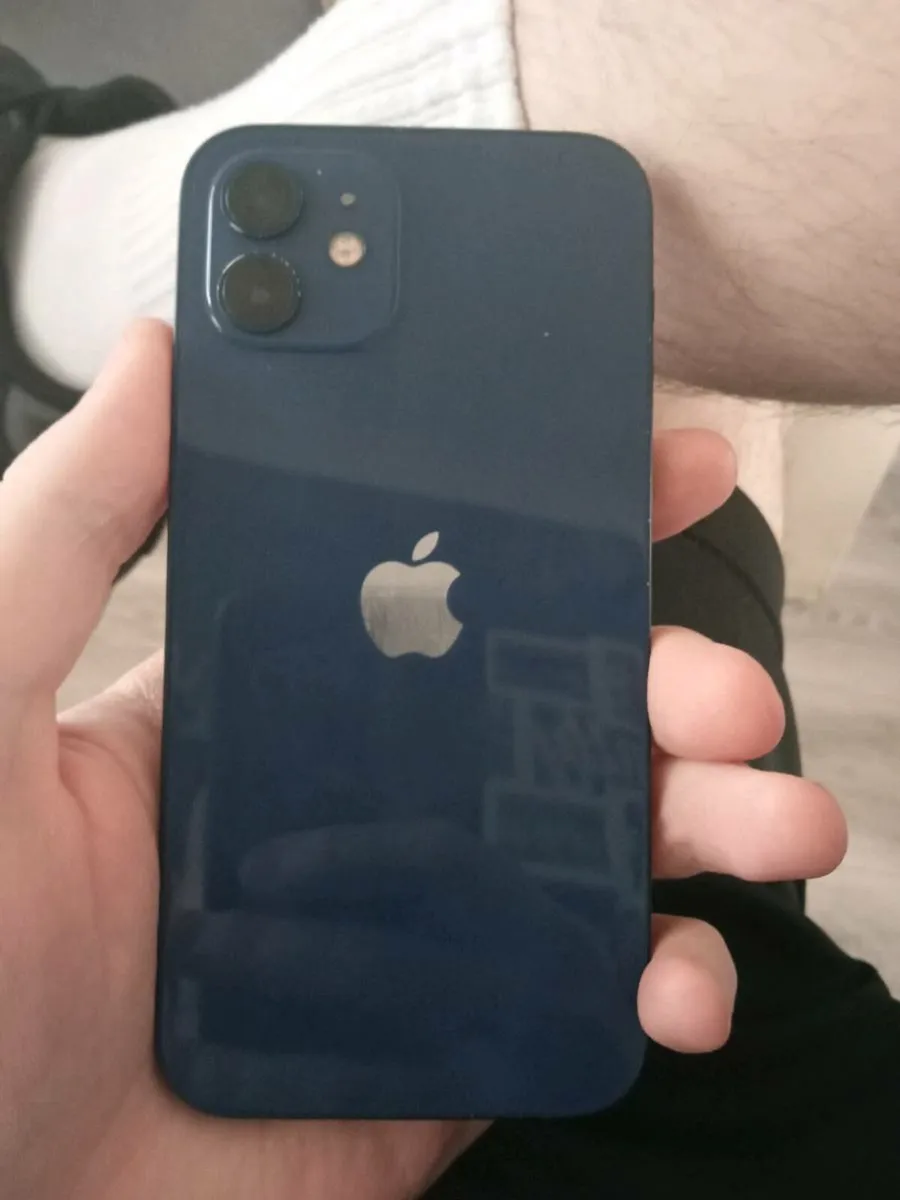 iPhone 12 - Image 1