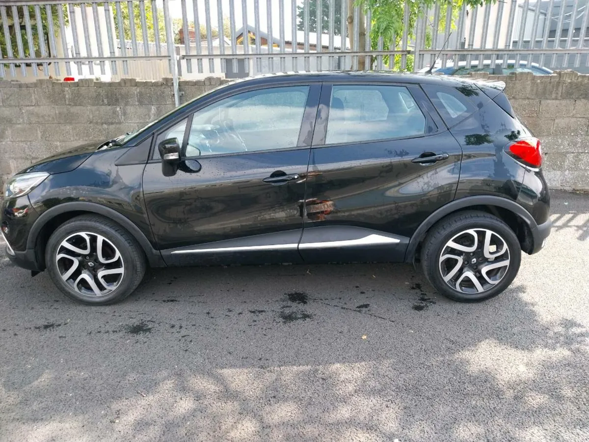 Renault Captur ,  NCT 4/26 - Image 2