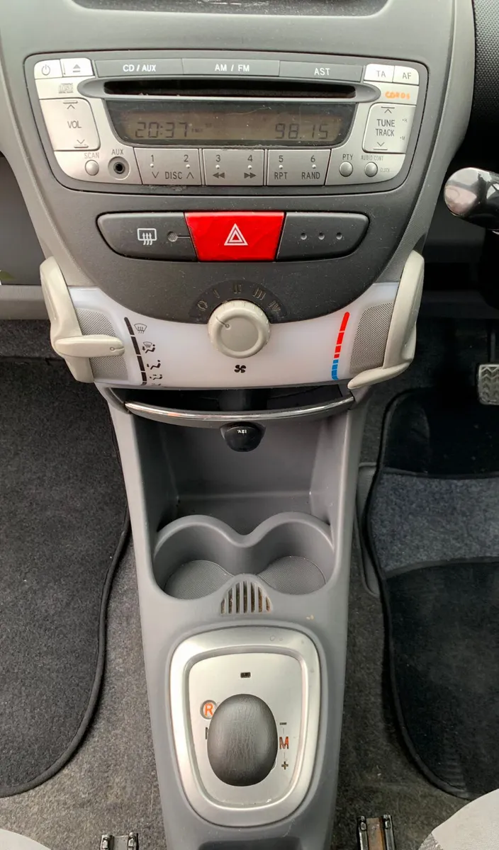 Peugeot 107 2008 Automatic 1.0 Petrol new nct 4/26 - Image 2