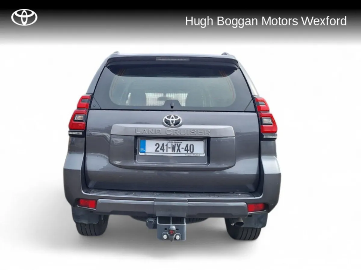 Toyota Land Cruiser LWB COMM AUTOMATIC WITH A SPEC - Image 4