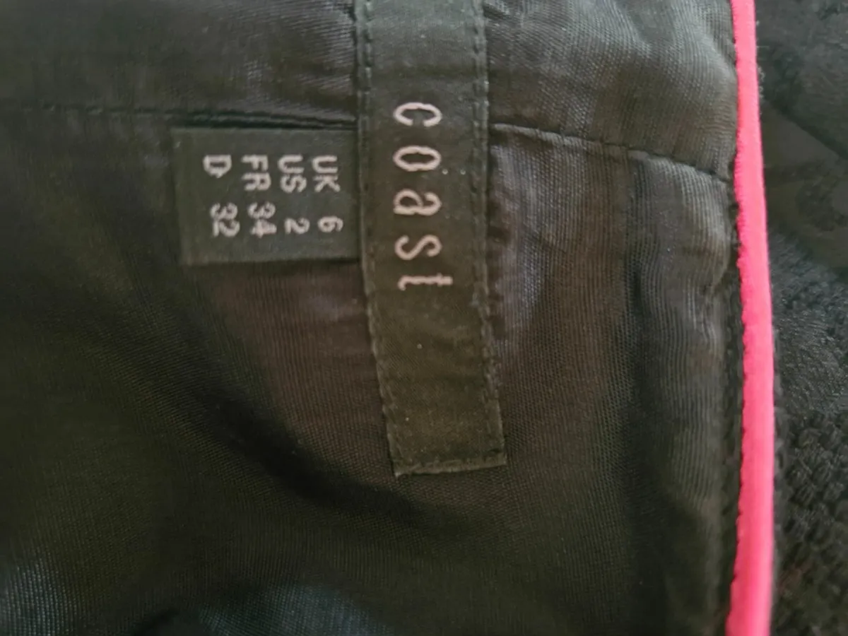 Coast mini dress size 6 - Image 2