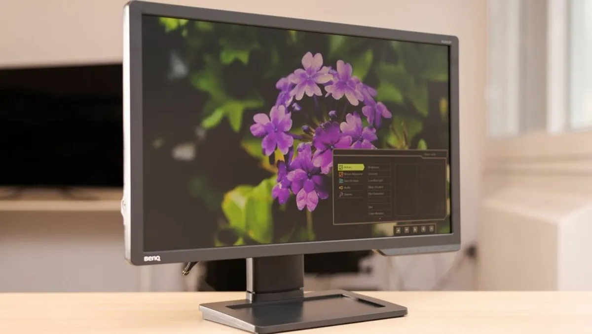 2 Gaming Monitors - Image 4