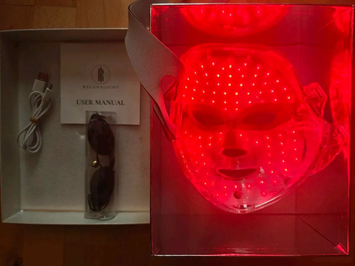 Red LED Light Therapy Mask - Image 4