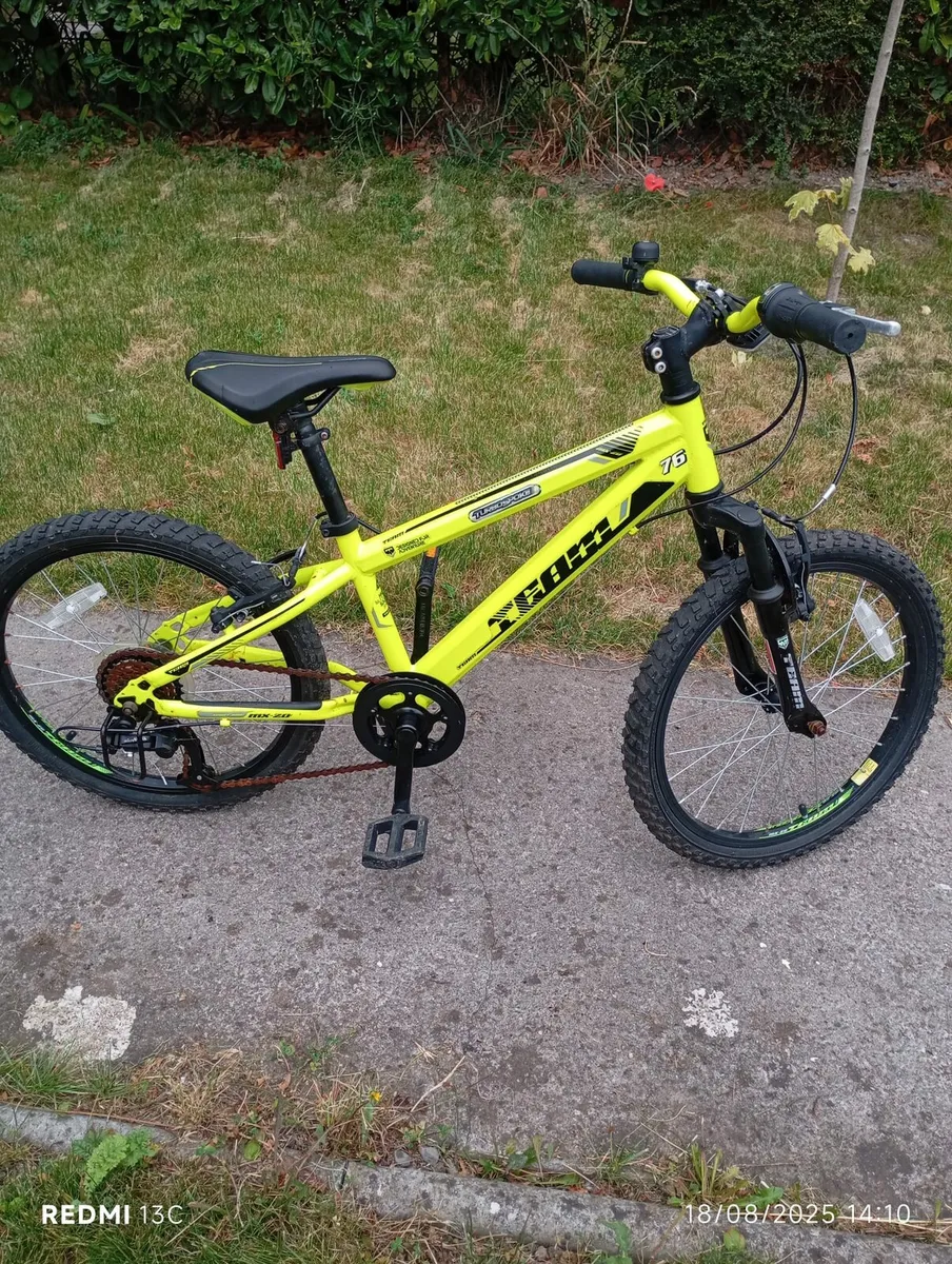 Kids bike twenty inch wheels 6 gears - Image 1