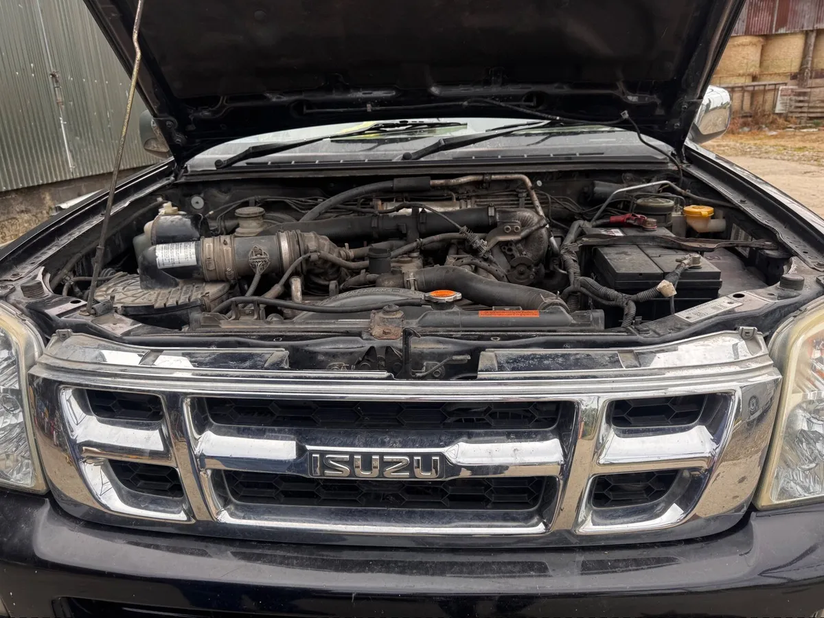 Isuzu D-max 3ltr engine and other engines - Image 1