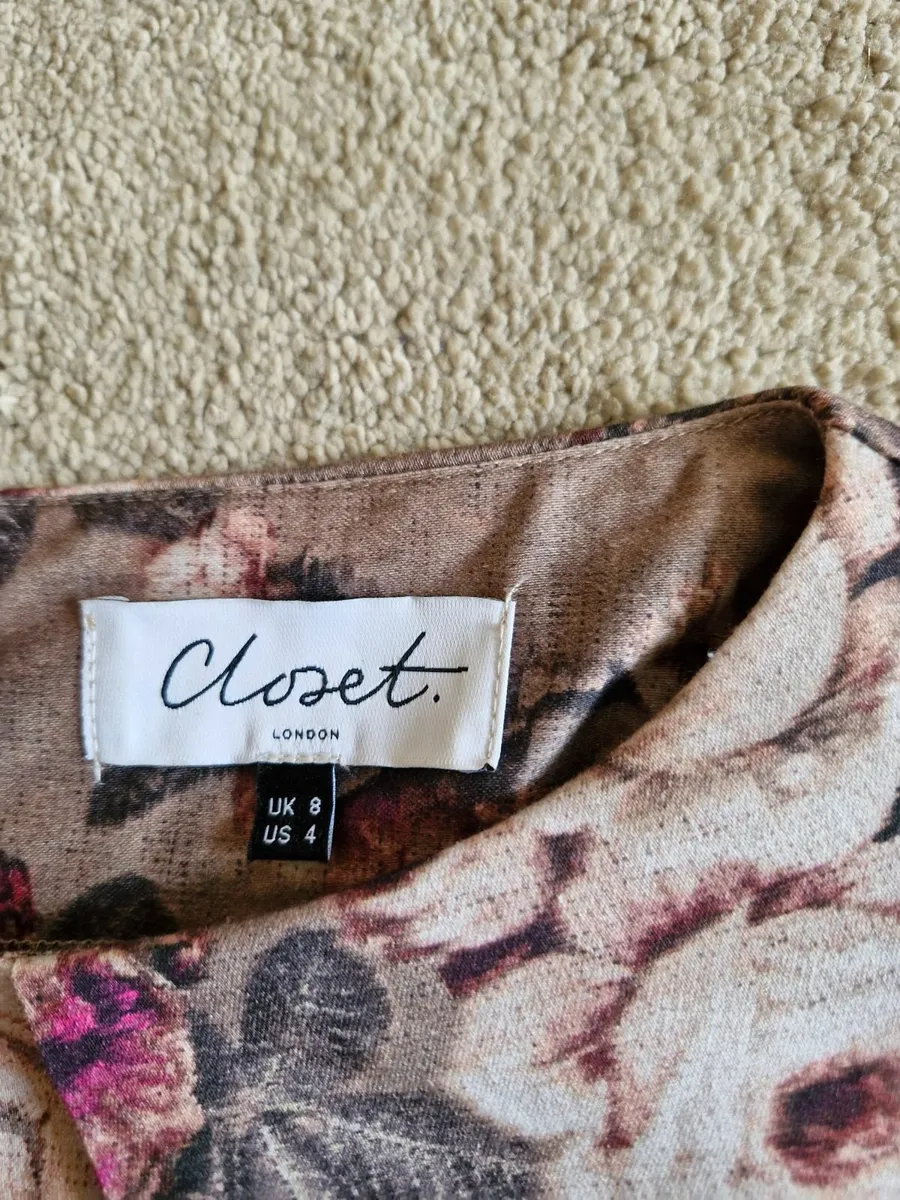 Closet dress size 8 - Image 2
