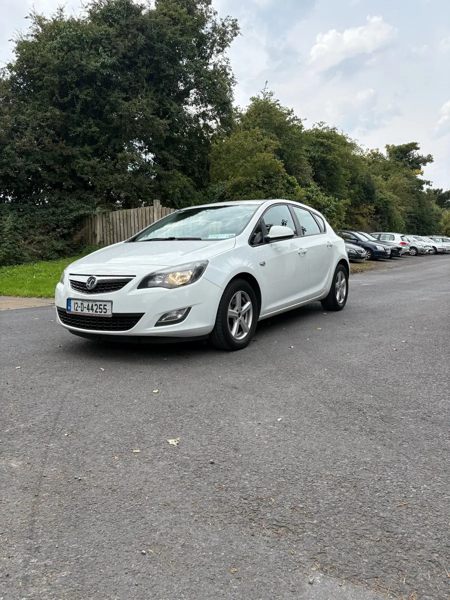 Vauxhall Astra 1.7 CDTI 130 BHP New NCT - Image 4