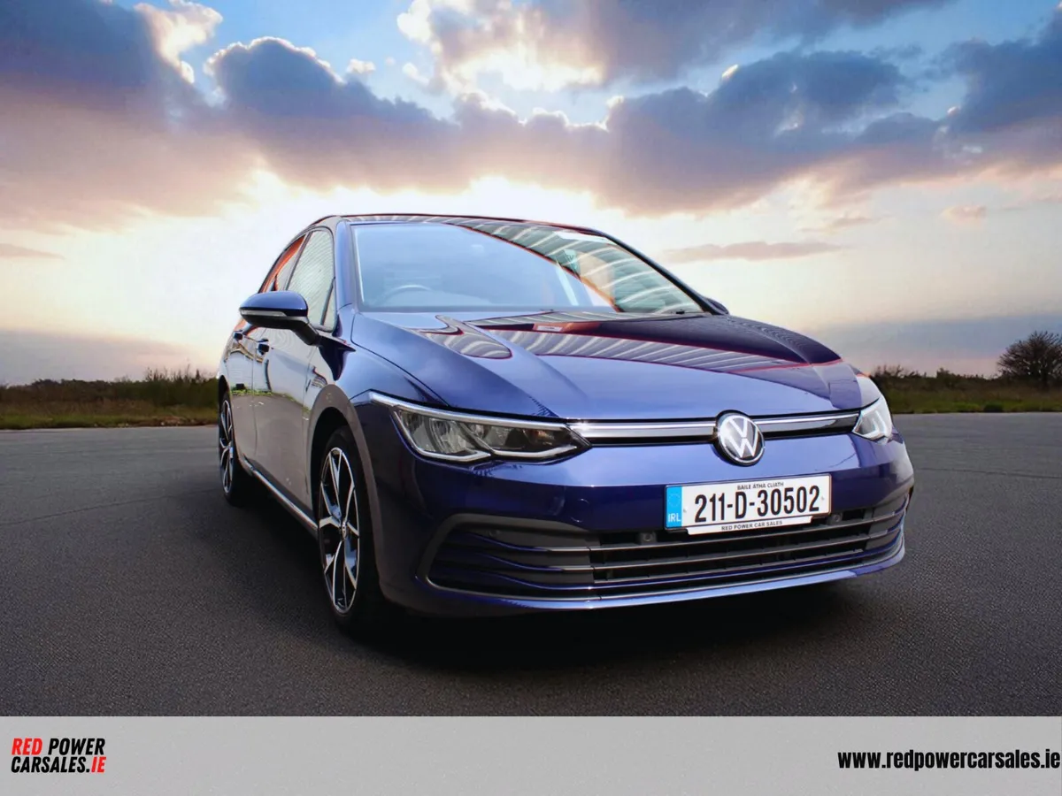Volkswagen Golf 1.0 eTSI 110hp//LOW kms// - Image 2