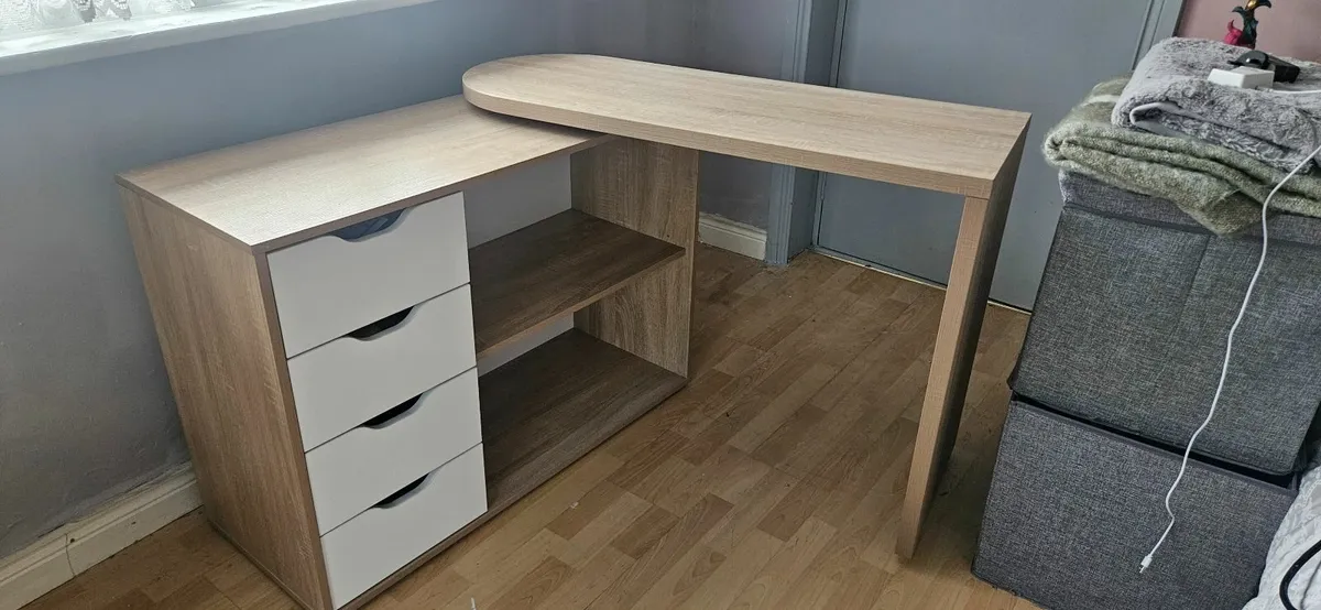 Corner Desk Office/Home Office - Image 1
