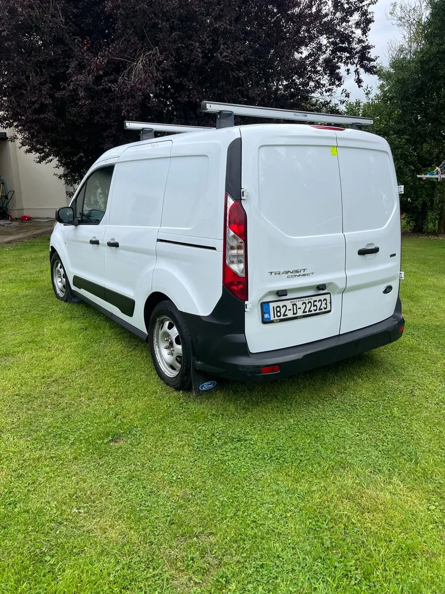 Ford Transit Connect SWB *low mileage* - Image 2