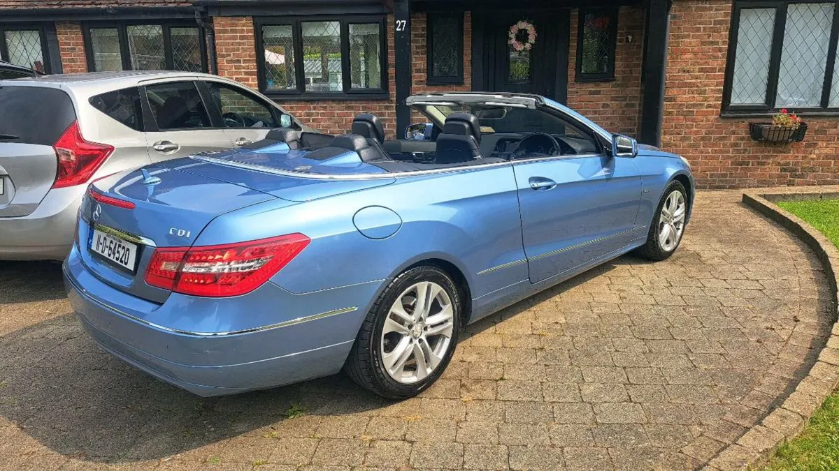 MERCEDES  E250 CDI CONVERTIBLE AUTO 2011 - Image 1