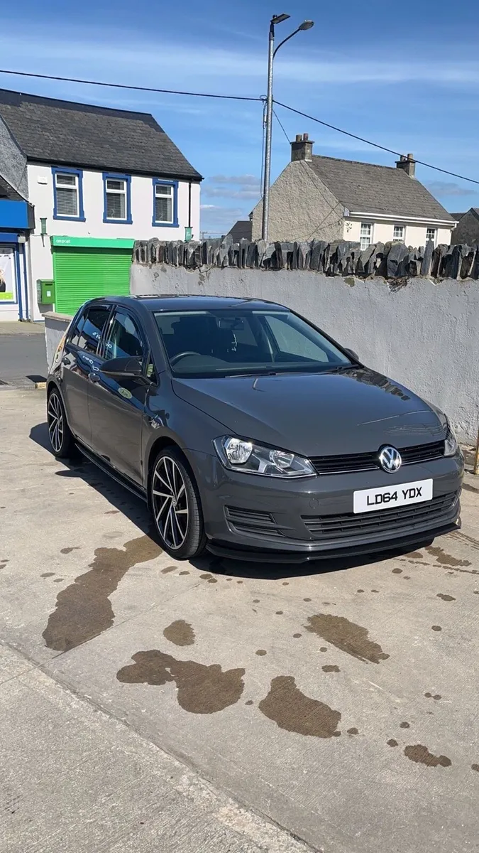 Volkswagen Golf 1.6 tdi blue motion - Image 2