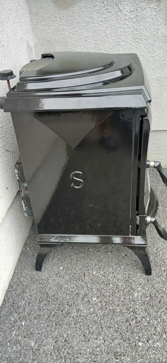 Stove - Image 2