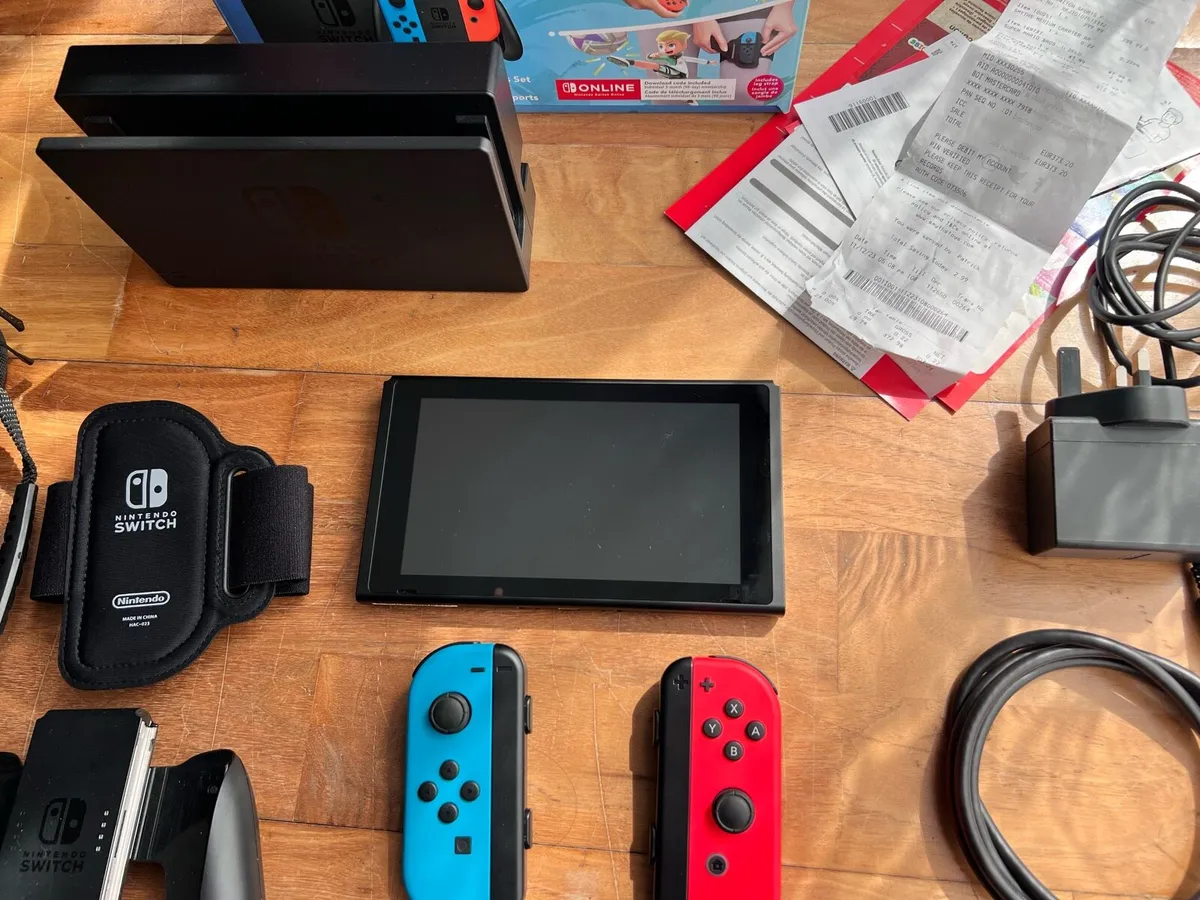 Nintendo switch bundle - Image 3