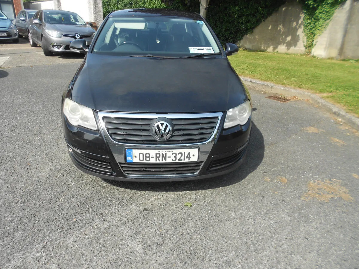 Volkswagen Passat 2008 - Image 2