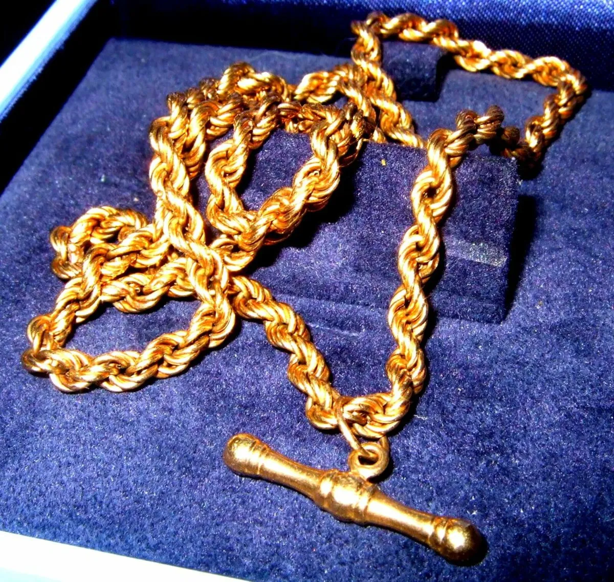 Vintage 9ct Rope Chain & Albert Bar - Image 1