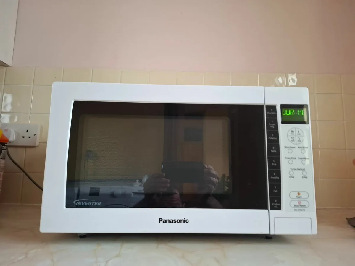 Microwave - Image 2
