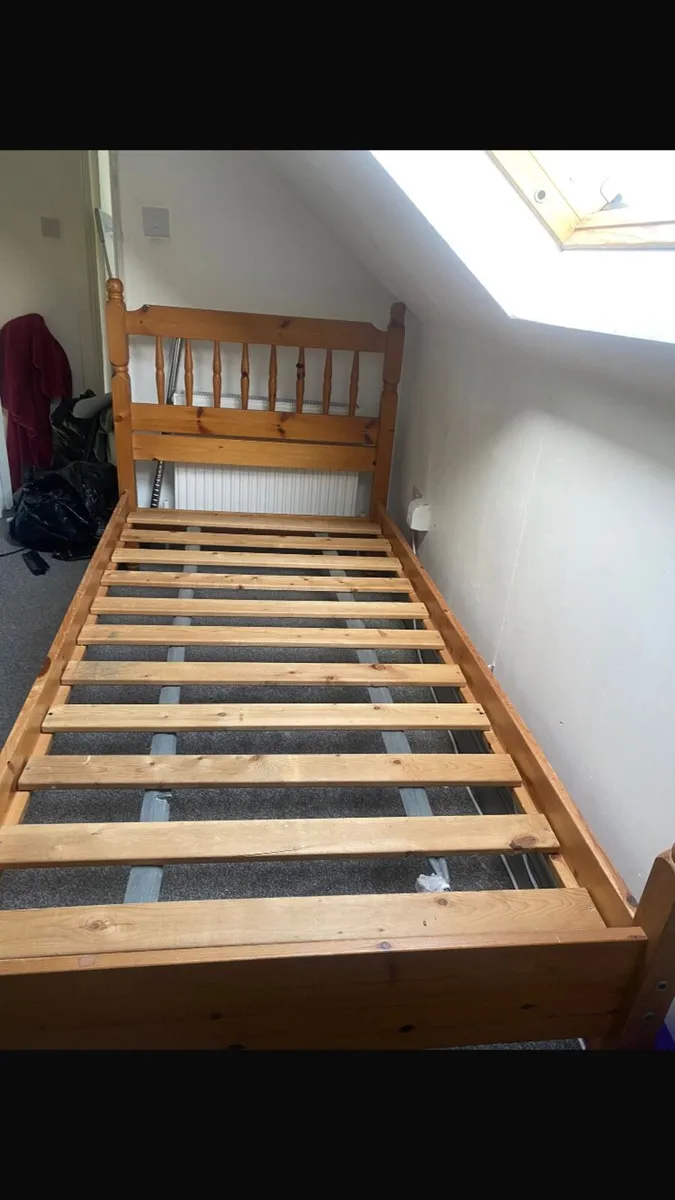 Single bed with mattress - Image 2