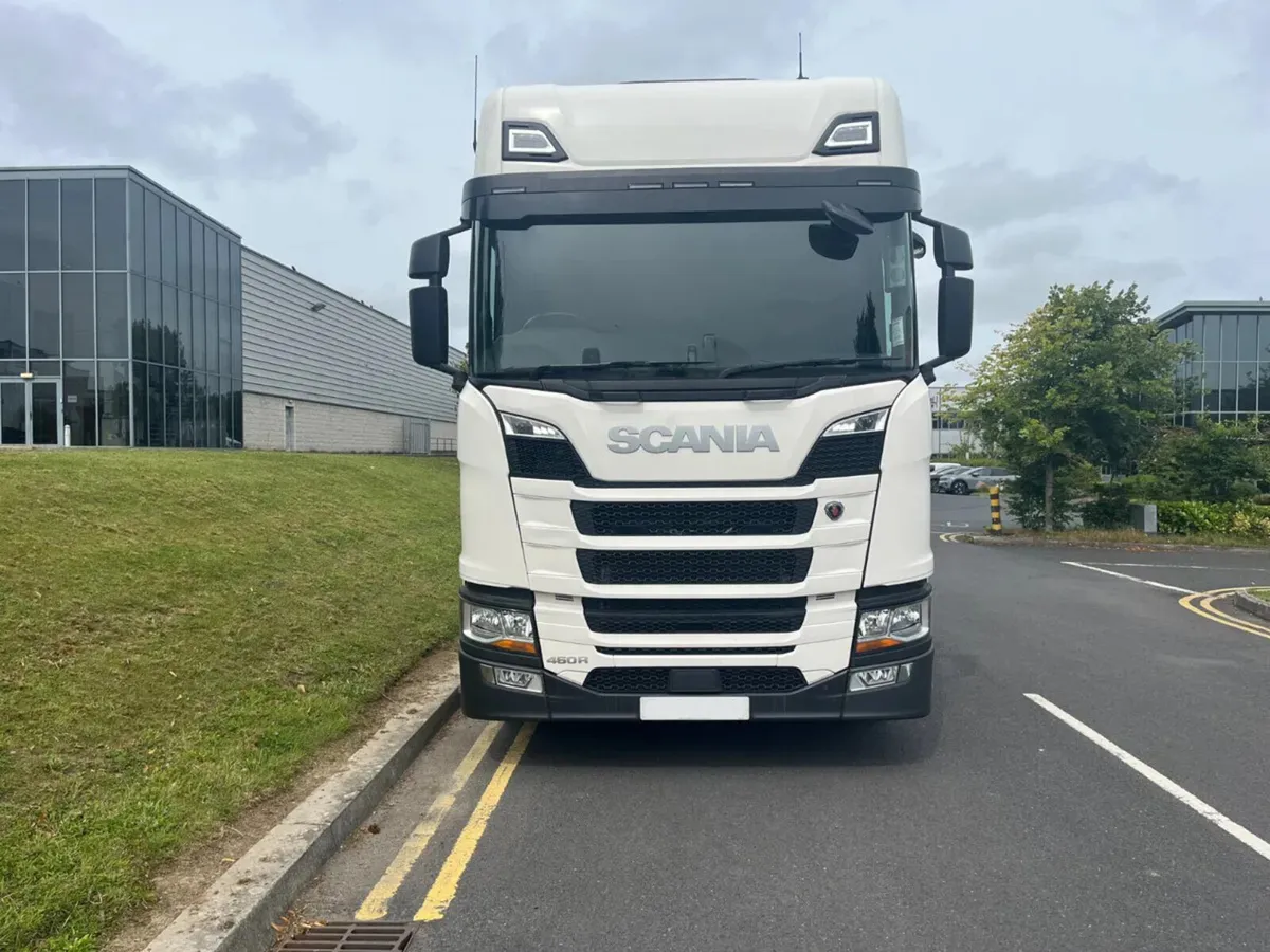 Scania 460R Super 6x2 - Image 2