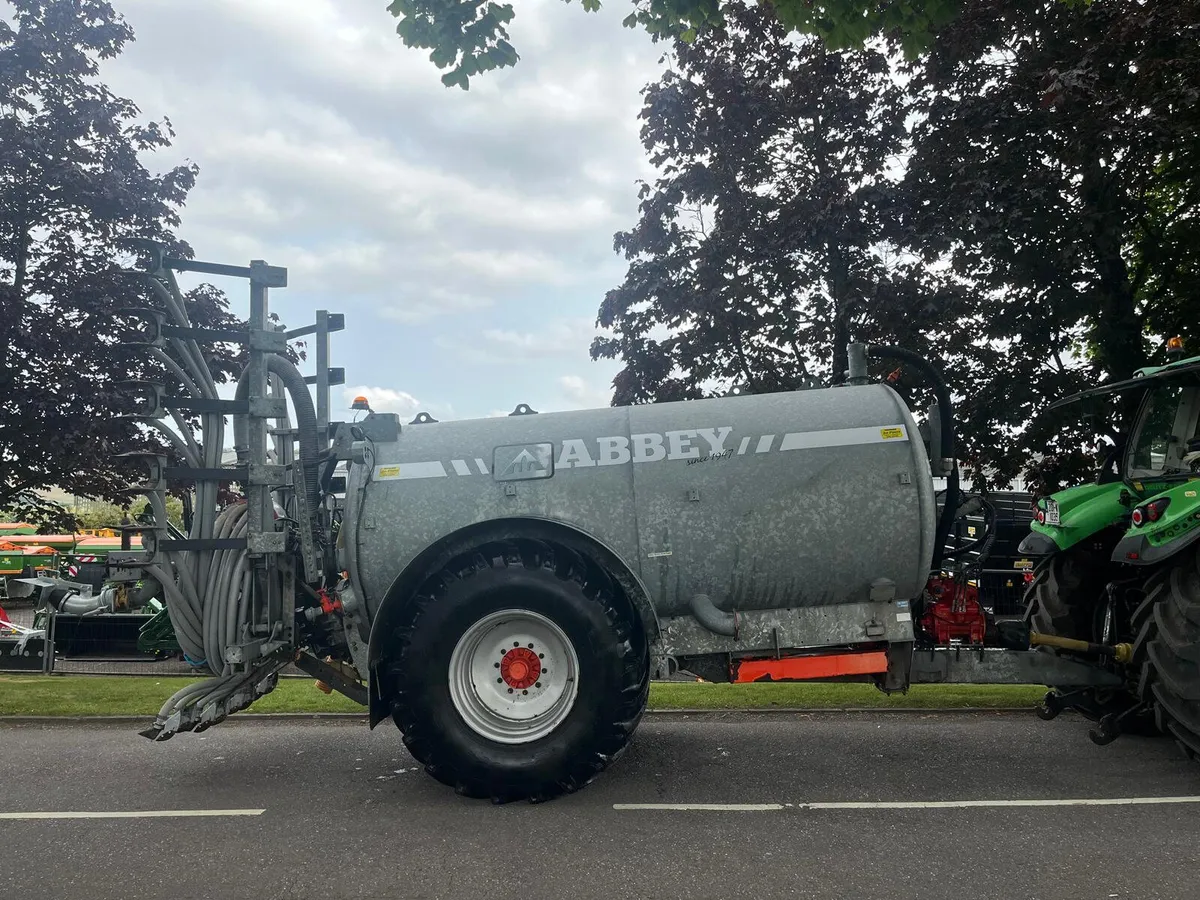 Abbey 2500R slurry tank - Image 4