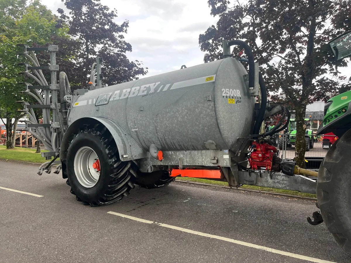 Abbey 2500R slurry tank - Image 3