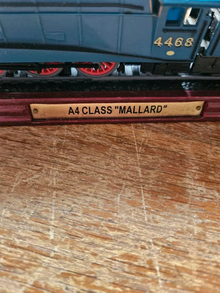 Hornby Atlas Mallard - Image 1