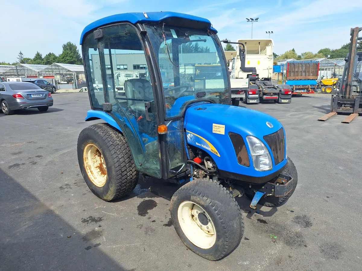 New Holland TC35DA Tractor For Auction - Image 3