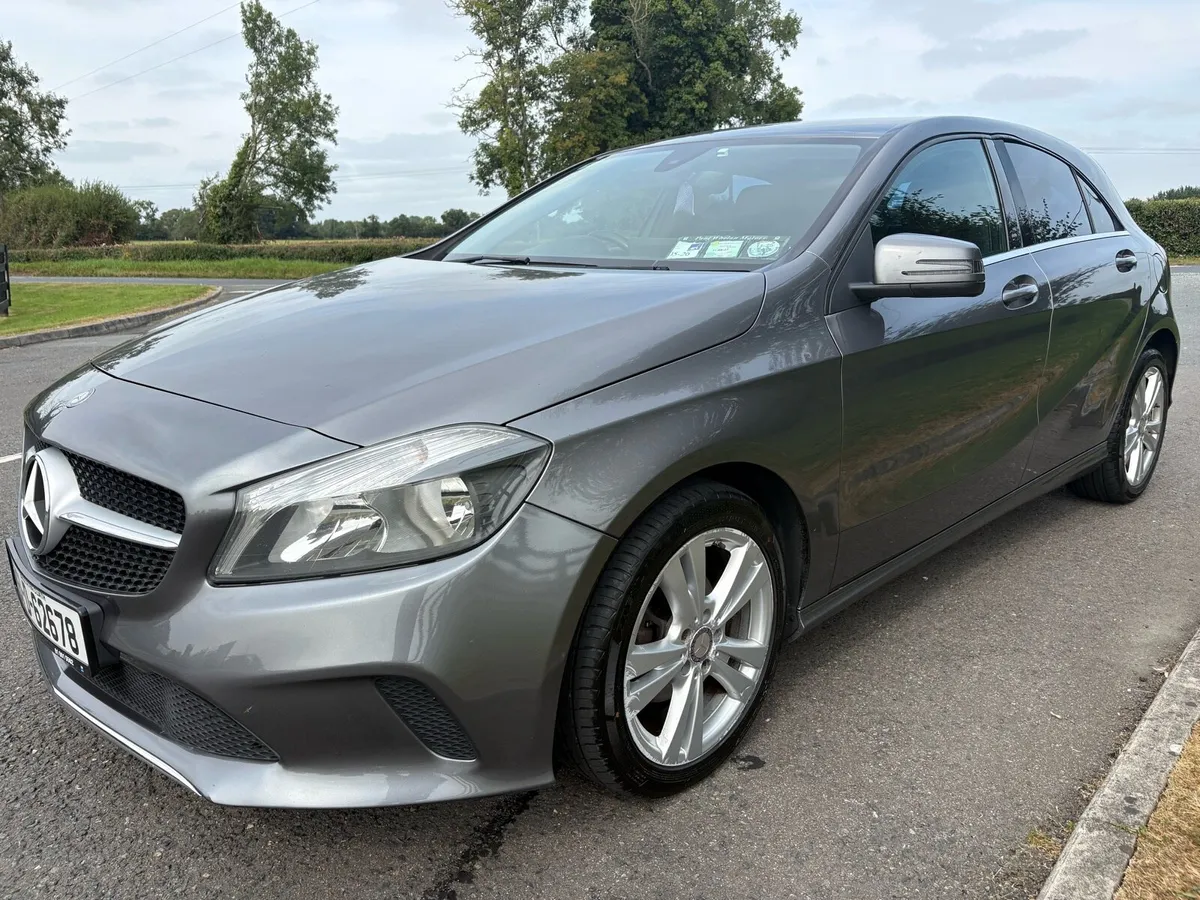 MERCEDES A180 DIESEL MANUAL - Image 3