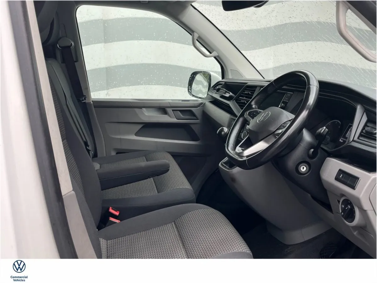 Volkswagen Transporter Short Wheel Base Highline - Image 2