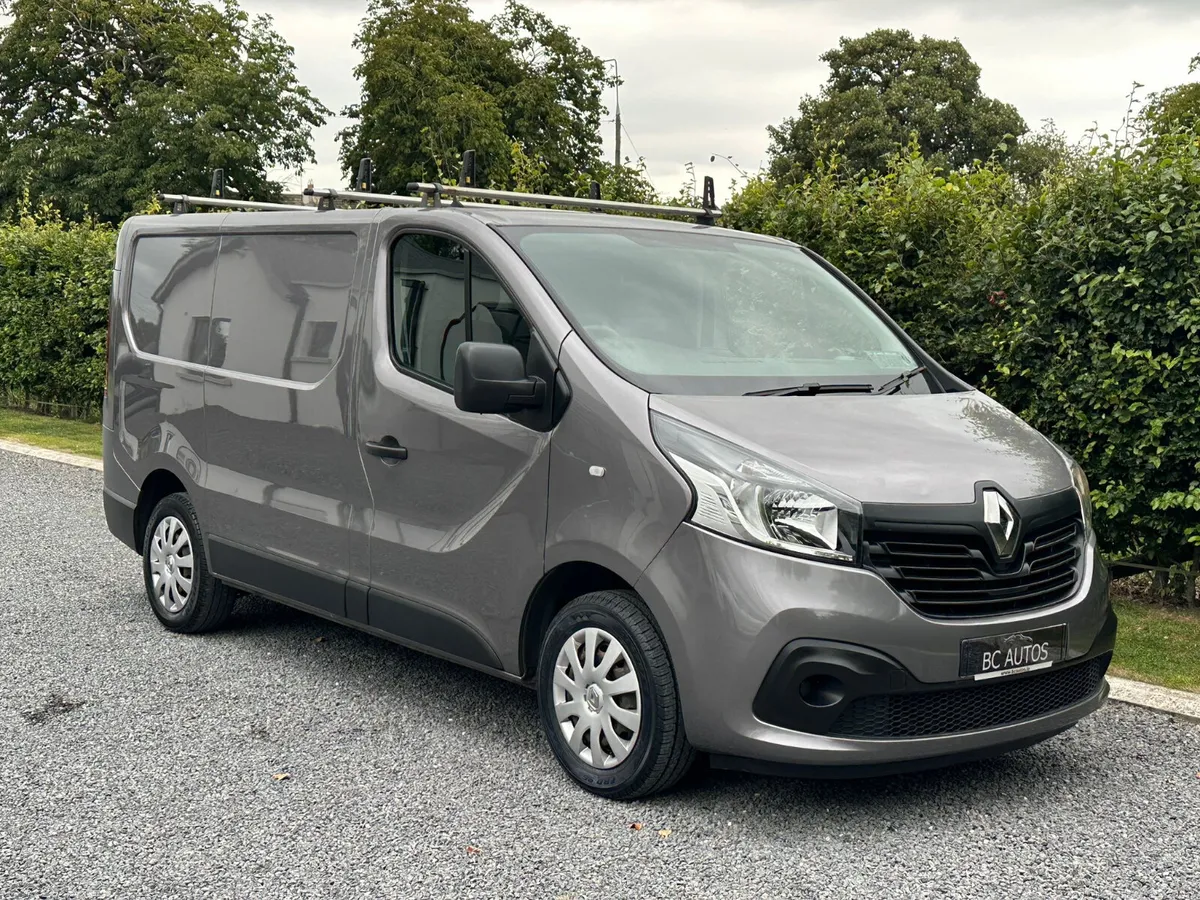 2019 Renault Trafic Business + - Image 1