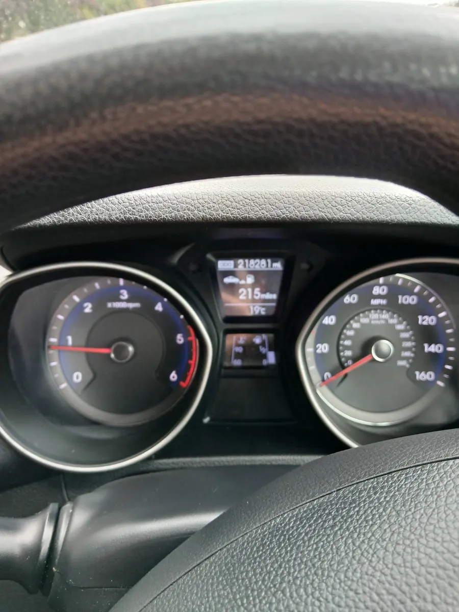 Hyundai i30 2012 - Image 2